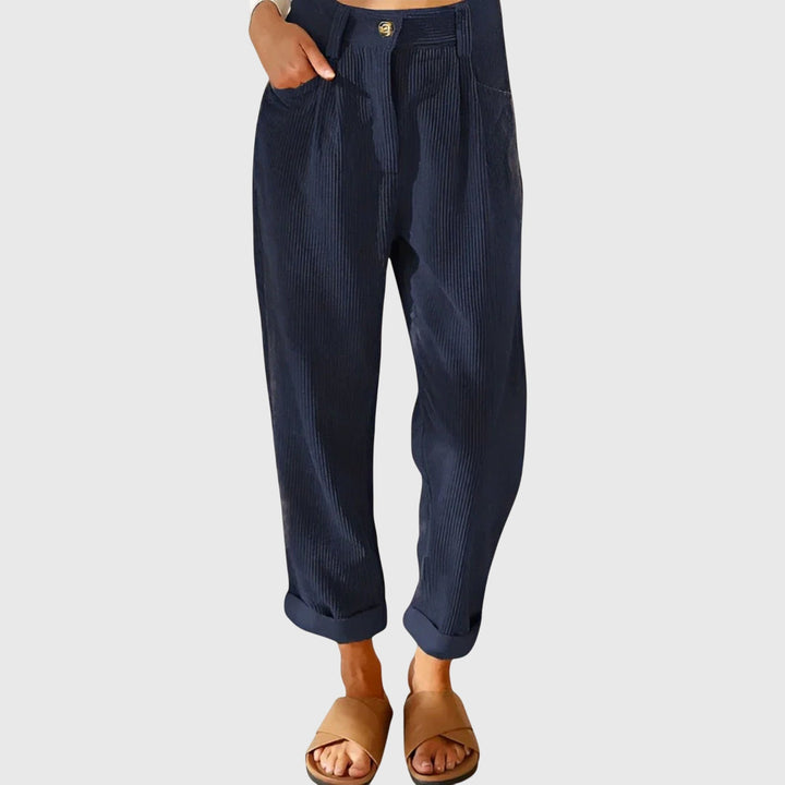 Truus | Modern Corduroy Pants