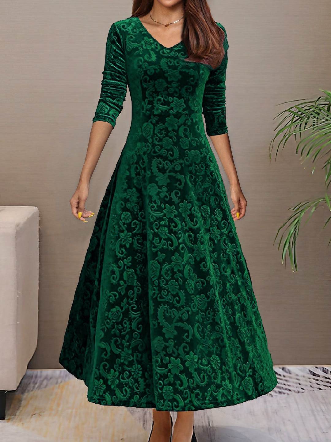 Carine | Elegant Velvet Dress for Holidays