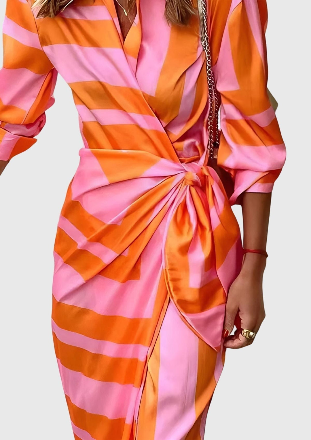 Mijntje | Elegant Wrap Dress with Print