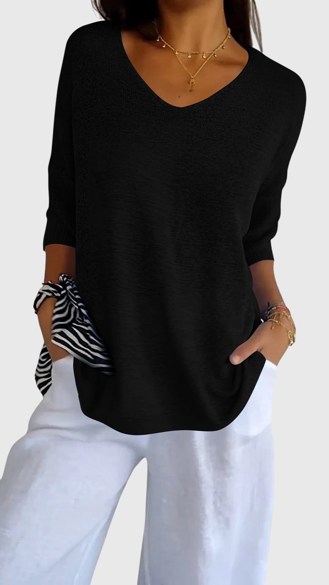 Caroline | Elegant Top with V-Neck