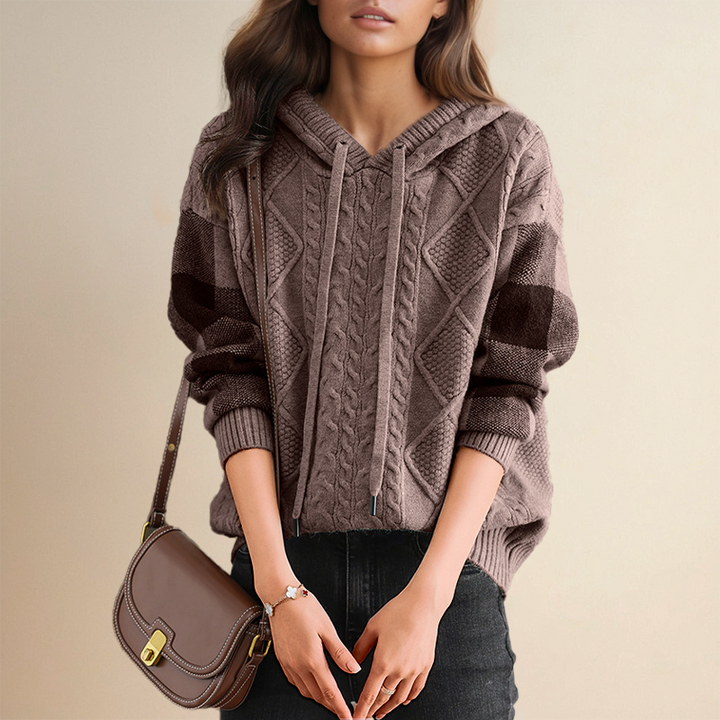 Isa | Knitted Hoodie