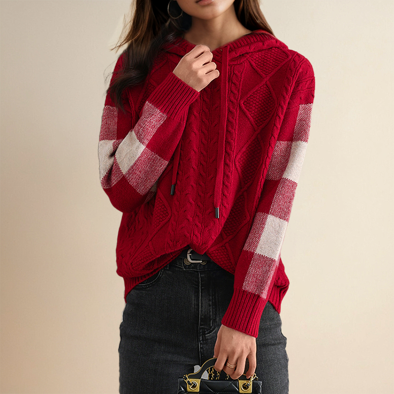Isa | Knitted Hoodie