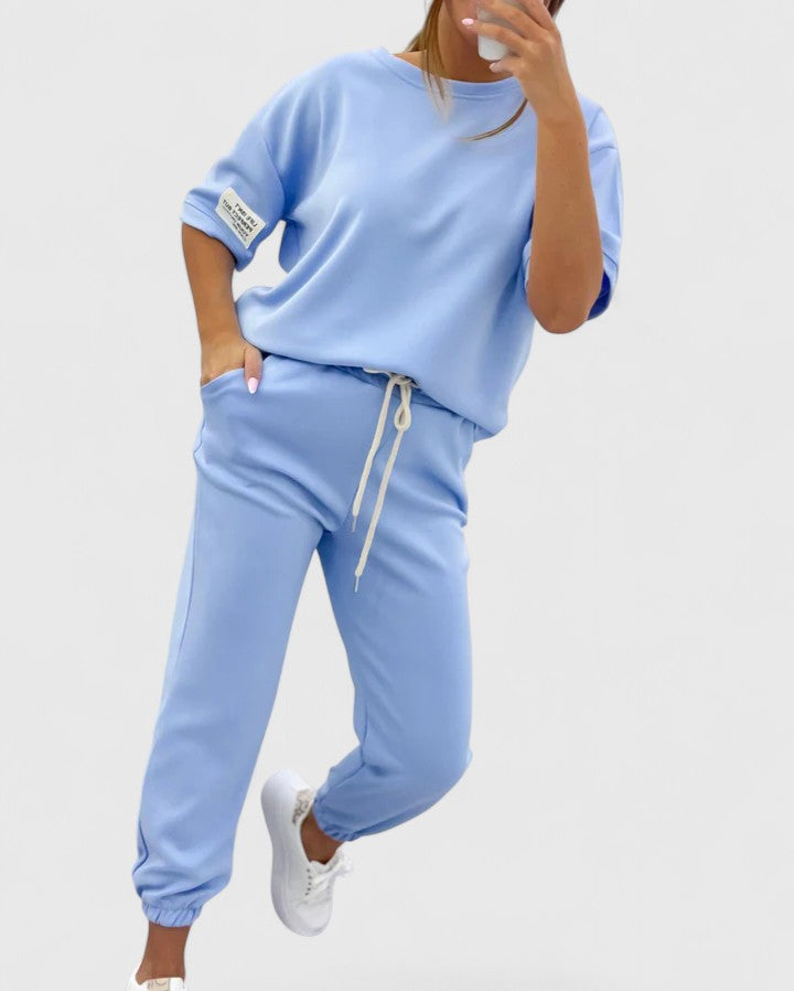 Christien | Comfortable Set