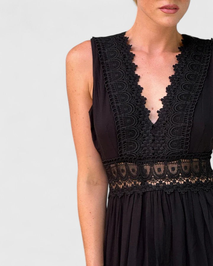 Caroline | Elegant Midi Dress