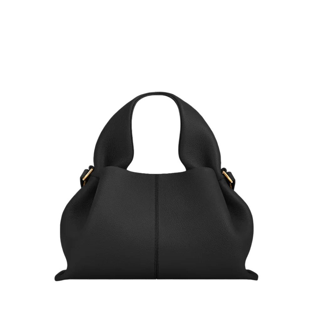 Hanneke | Elegant Travel Companion